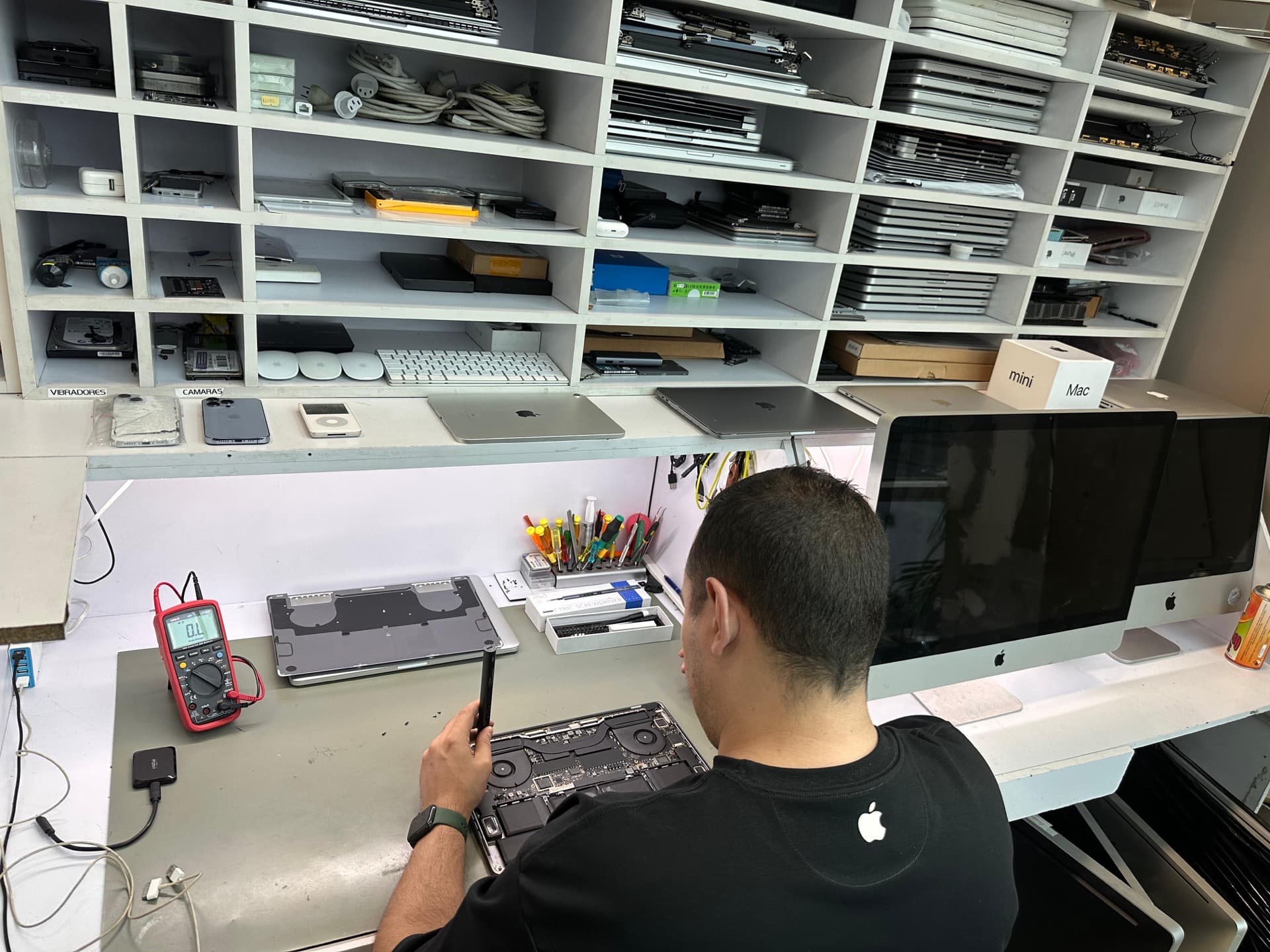 Zona de trabajo tecnico iSolution